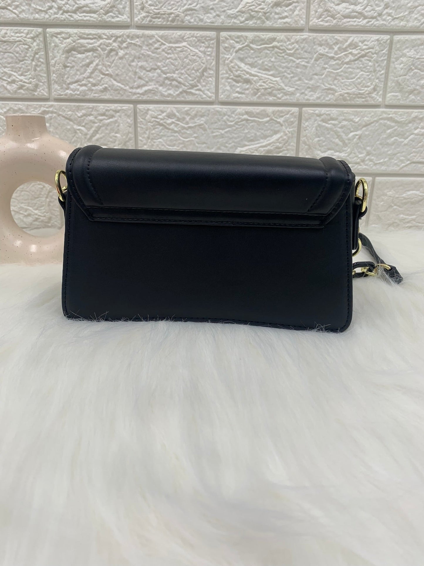 Black Solid Structured Handheld Bag with Detachable Sling Strap