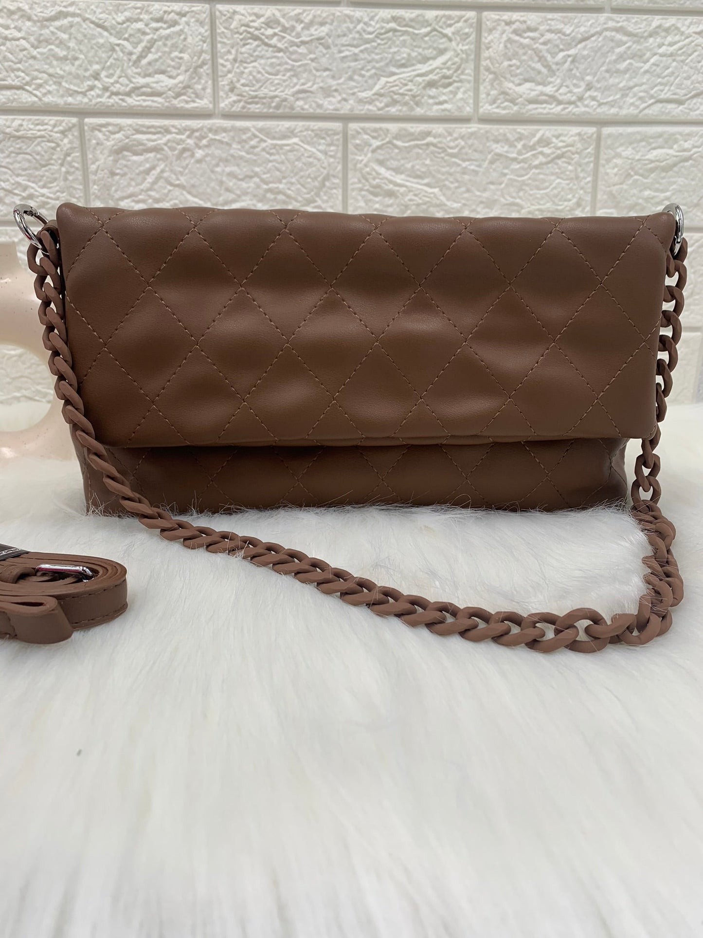 Women Brown Solid Sling Stylish Look With Mate chain Shoulder Bag